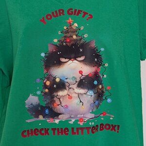 Handmade Green Grumpy Holiday Cat V-Necked T-Shirt - Women's size XL